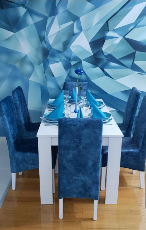 Apartman Kej Blue Free Parking Kraljevo Exteriör bild